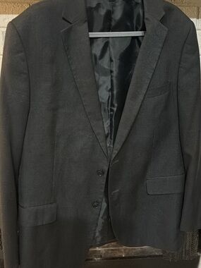 Men's Dark Gray Single-Breasted Blazer